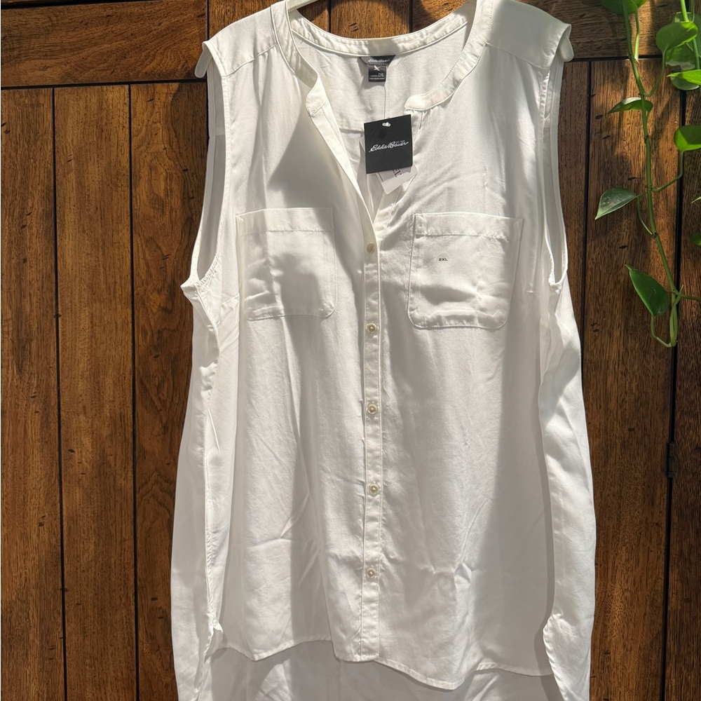 Eddie Bauer White Sleeveless Button-Down Shirt